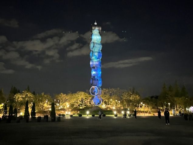 ‘빛의 호수 환상을 비추다 시즌 2’ - 빛의 합주