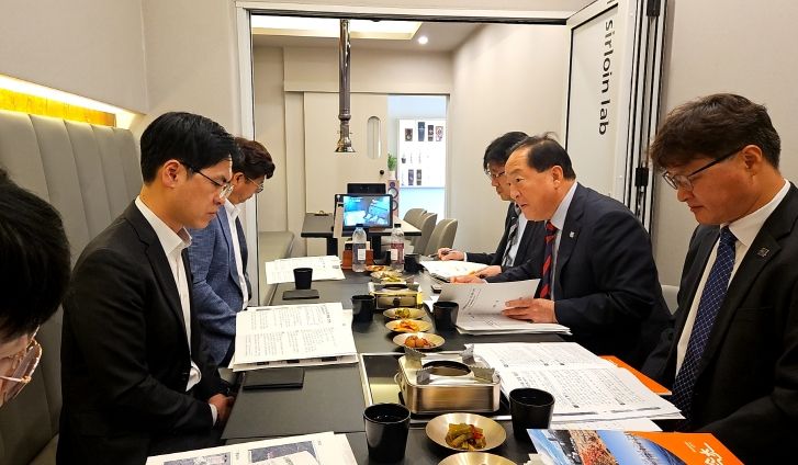 이병선 속초시장-김민재 행안부 차관 면담