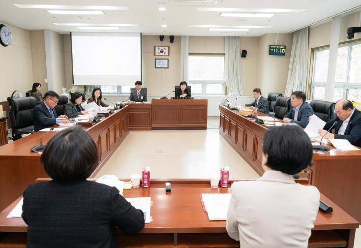 용인특례시의회 문화복지위원회, 행정사무감사 8일차-3개 구 보건소 대상…심폐소생술·정신건강·감염병·모자보건 등 시민 건강 안전망 전반 점검