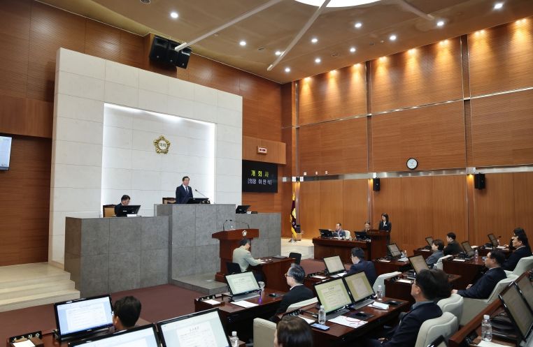 제258회 정례회 제1차 본회의 모습