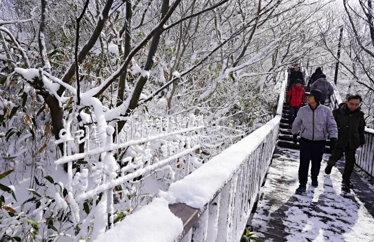 관광객 천만시대 인기 관광지 두륜산