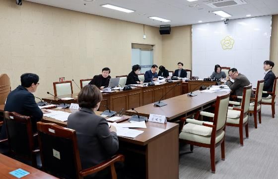 연수구의회 자치도시위원회, 제277회 임시회에서 조례안 등 안건 심의