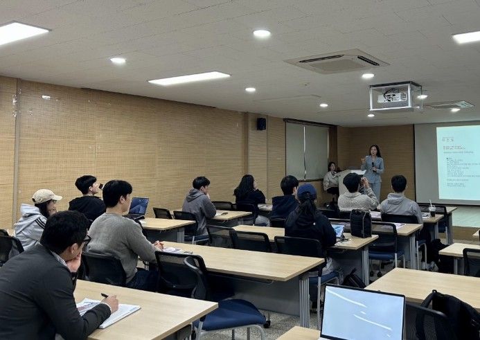 찾아가는 청년 시책 No.1-청년 취업 면접 클래스