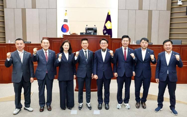 9대의원 단체사진